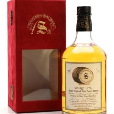 Glen Grant 1976
27 Year Old Signatory - 27 Year Old Signatory